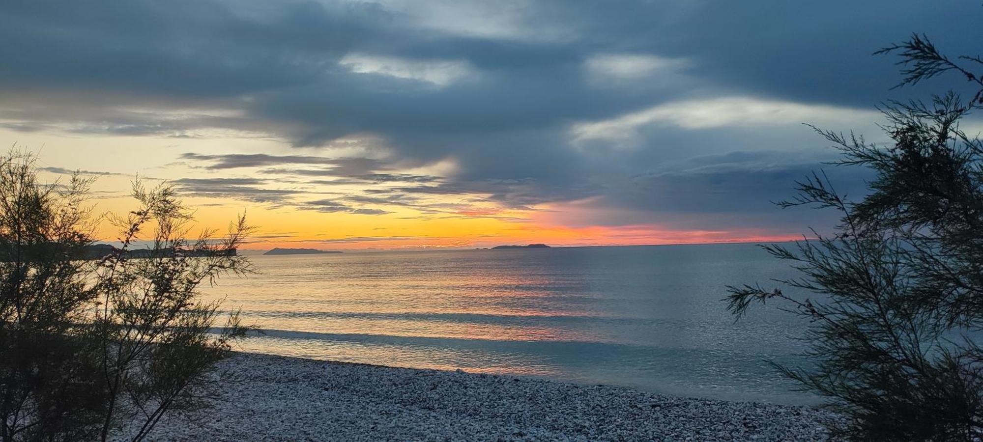 Agapi Studio Acharavi A 50M De La Mer, 400M Du Centre Ville Dış mekan fotoğraf